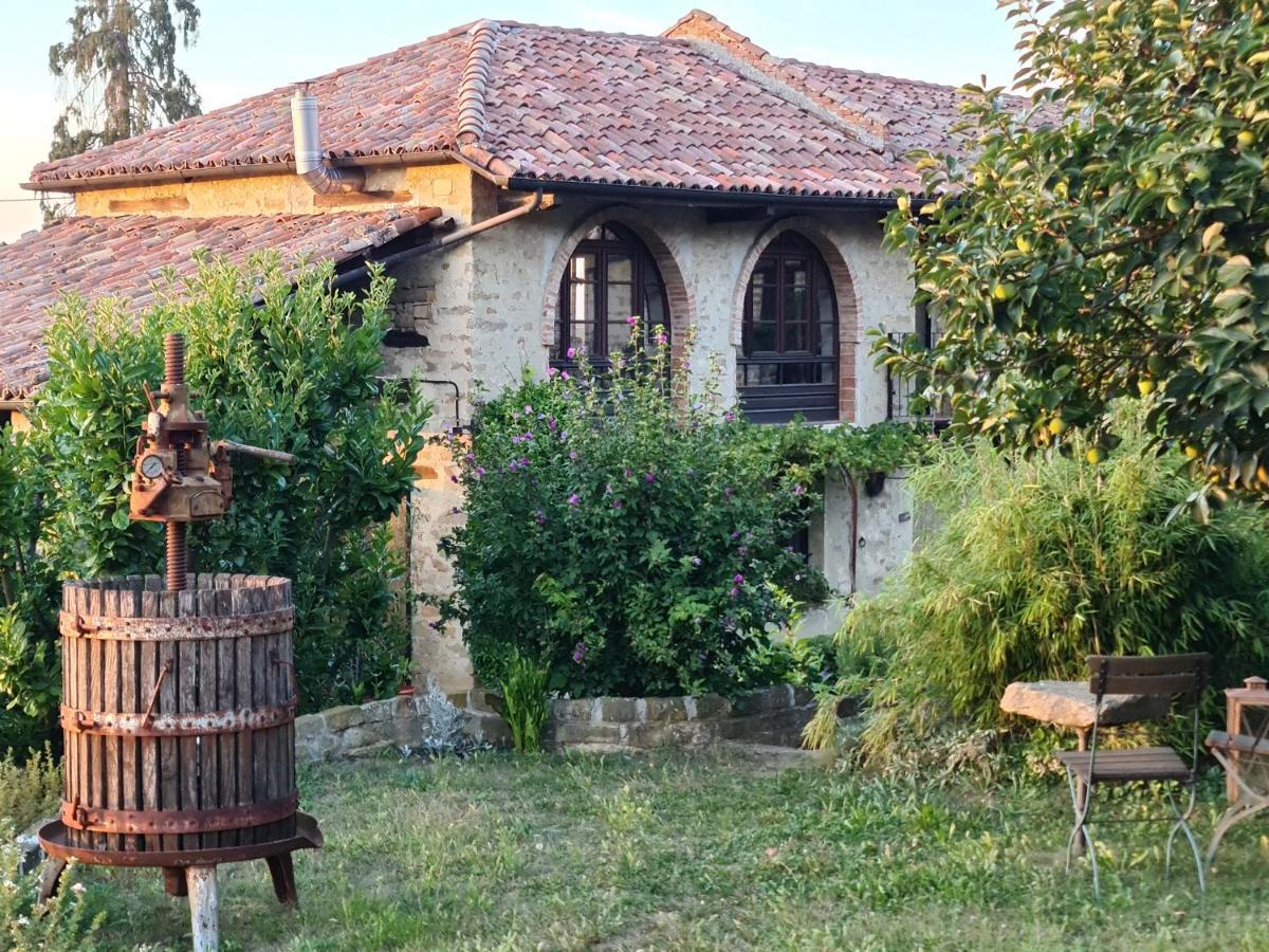 Cascina Il Sogno Panzió Cossano Belbo Kültér fotó