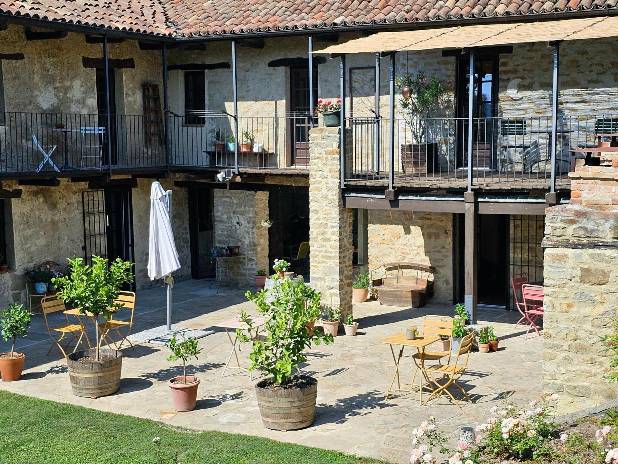 Cascina Il Sogno Panzió Cossano Belbo Kültér fotó